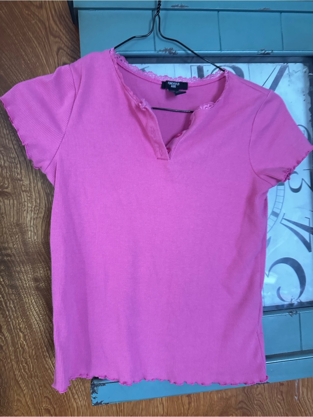 Forever 21 Hot Pink Ribbed Notch Neck Short Sleeve Top